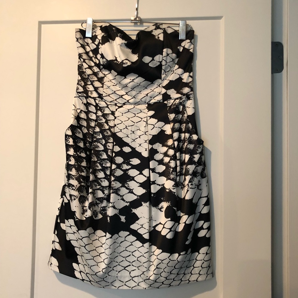 Sweetheart tube top bubble dress